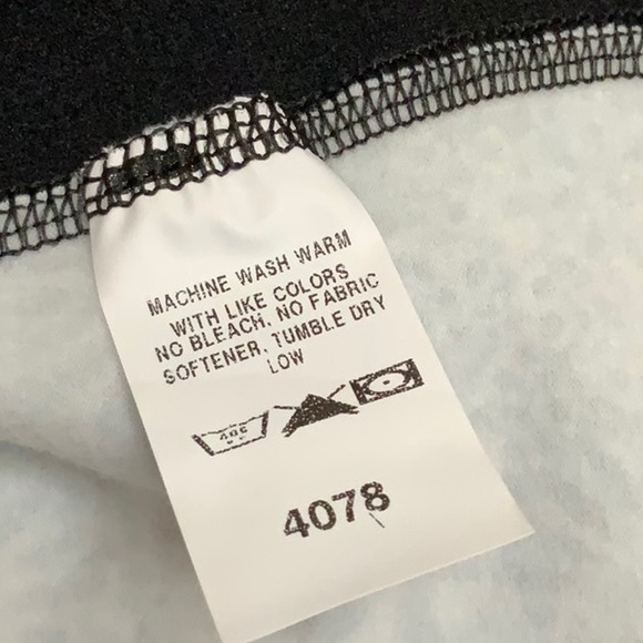 PMX ZIP MOCK NECK TOP- Black/Blue Floral Print - Picture 9 of 11